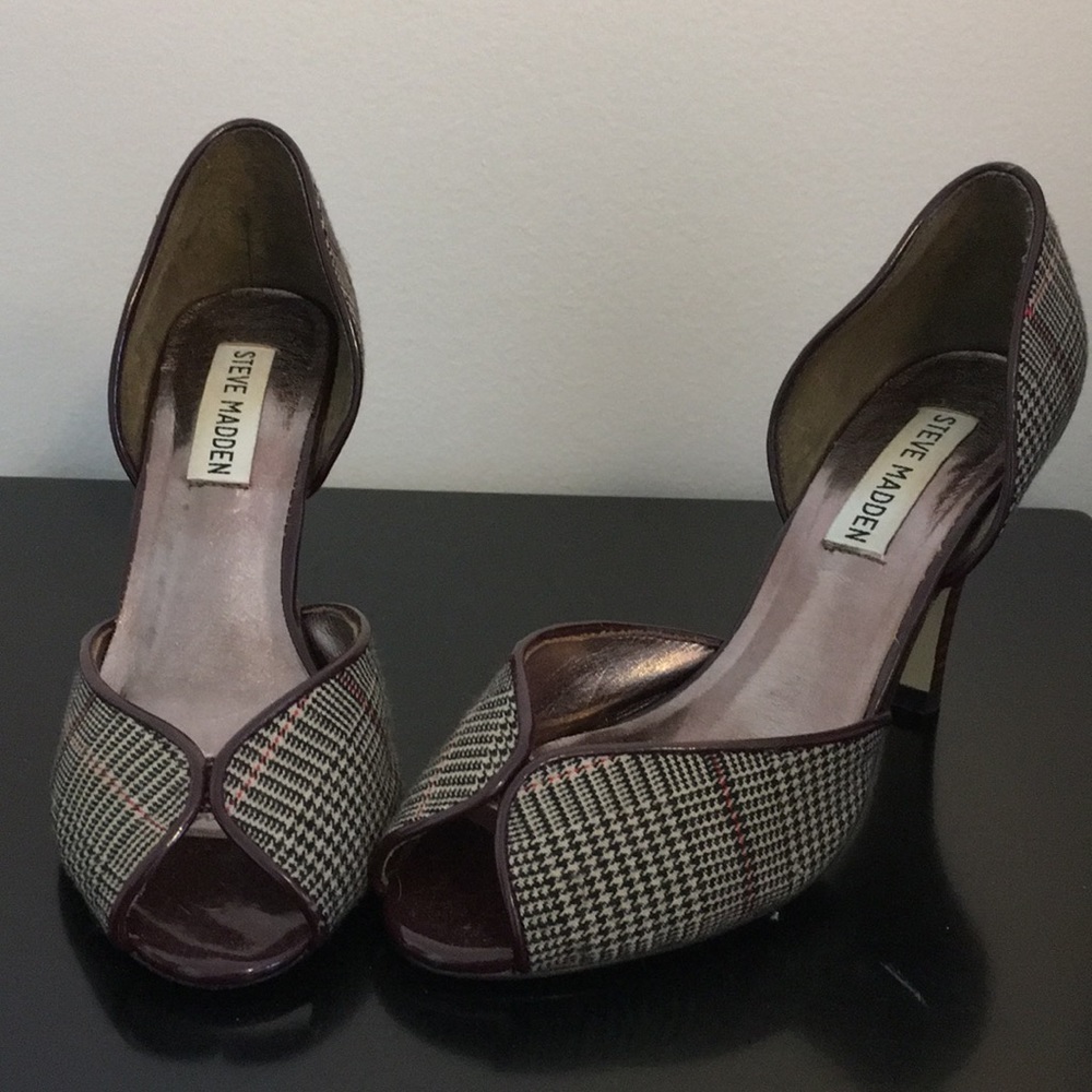Steve Madden Fun Fall Plaid Peep Toe Heels